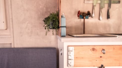 Pablo – Fire brigade bus & sturdy camper for your next adventure