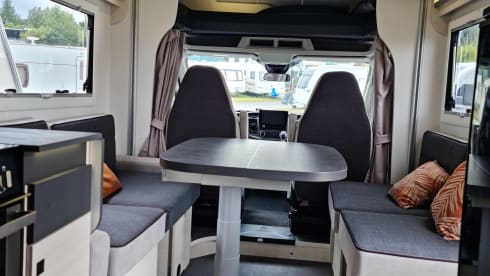 Marjorie  – 5* Ford Chausson 4 birth 6 speed automatic