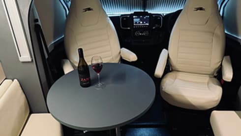 Bluff – Luxury 4 berth Laika Kosmo Motorhome / Camper - Brand New 2024 - Automatic