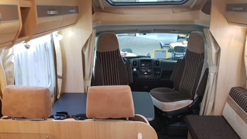 Sunlight T67 – Carefree and Super Luxury camper for 2-4 people