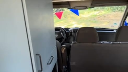 Billy – Zelfbouw Mercedes-Benz Sprinter camperbus uit 2009