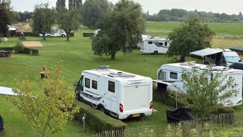 Adria Coral – 4p Adria Mobil semi-integrated from 2017