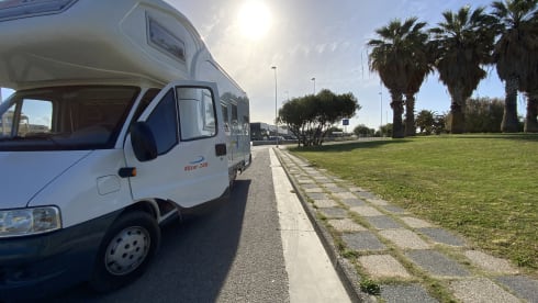 Mizar – Large camper with 2 double beds to travel all over Sardinia