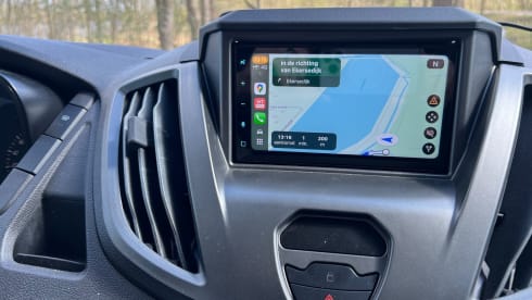 den DJ – Une fête partout - van pour 2