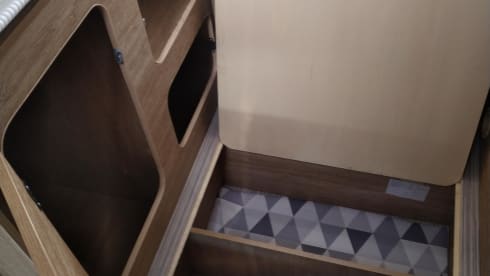 Merry Mary – Spacious Rimor 98p 2019 - Single beds - Pull-down bed - Air conditioning - Lots of sunlight