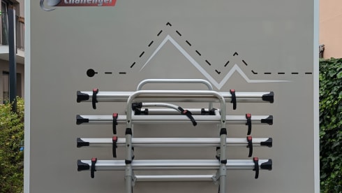 Tradate Camper – Challenger 4 posti automatico