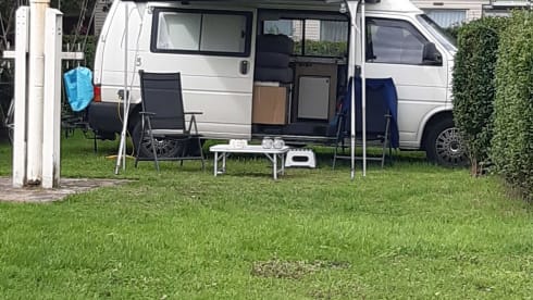 Camping-car VW Transporter T4, diesel.