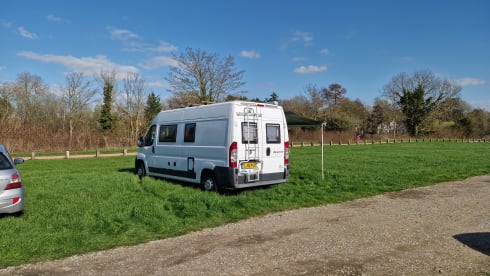 Max – 2/3 berth Fiat Ducato 2010 self contained with H&C water, shower and WC