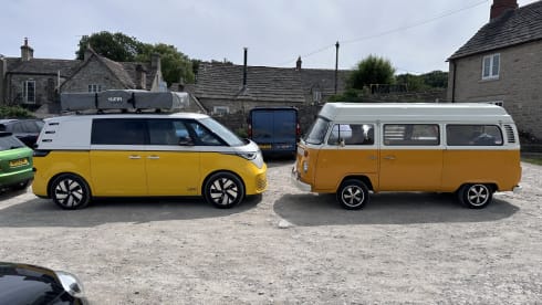 Buzzby – ID Buzz Campervan with optional roof top tent . Insurance included