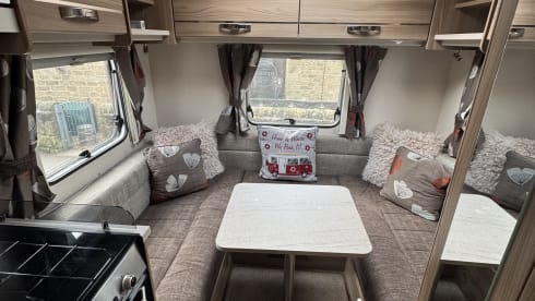 Cadman campers – 4 berth Fiat ducato