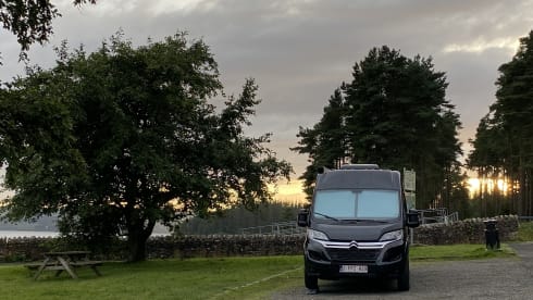 CliffDC – CliffDC - 2pers. Citroen Campervan from 2024