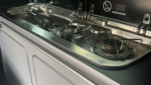 Pookie – Pookie the Citroen Dispatch Campervan with Pop roof