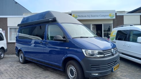 Harry – Camping-car bus Volkswagen SUNLINER XL LUXE 5p, construit en 2023 !