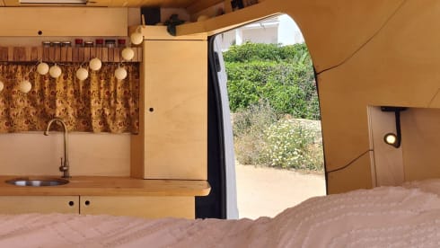 Unique 2016 Fiat Ducato camper van (off grid)