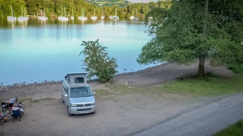 Silver VW Camper – Luxury VW Camper Lake Windermere