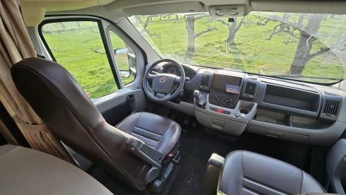 Zweisitziger Fiat Alcove aus dem Jahr 2010