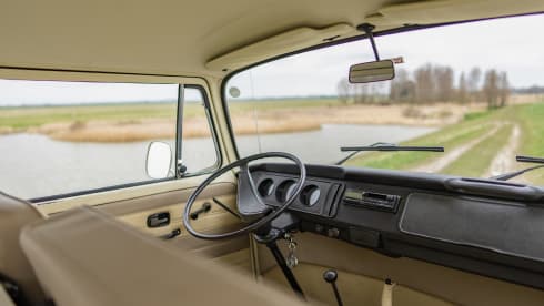 Parel – 2p Volkswagen campervan from 1981