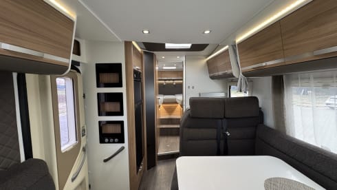 Moon – Fijne Adria camper 5p