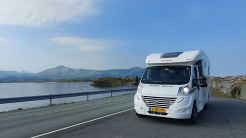 With a good feeling on holiday with this complete Dethleff Camper