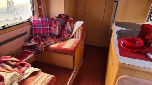 Compact and cosy 2 berth Motorhome 
