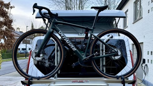 Campervan (2 to 4p) with bicycle rack (Ford Transit Bürstner Copa 500) 