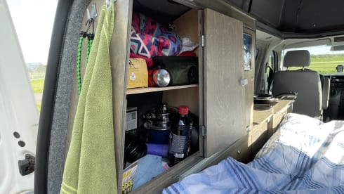 Blastoise – Volkswagen T5 camper van
