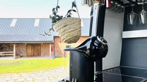 Twin Explorer SLB Luxe Fiat 140 AT9V 3,5T Automaat – 2p Adria Mobil bus uit 2024