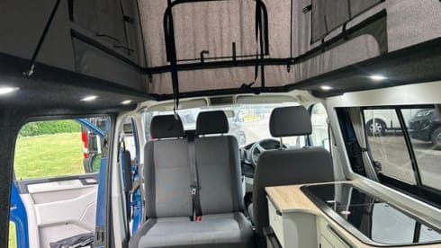 Myfanwy – All season VW T6 4 berth campervan