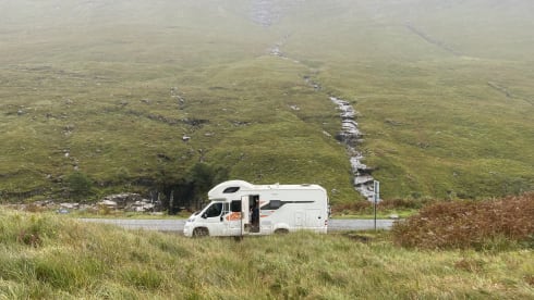 6 berth Fiat alcove from 2020