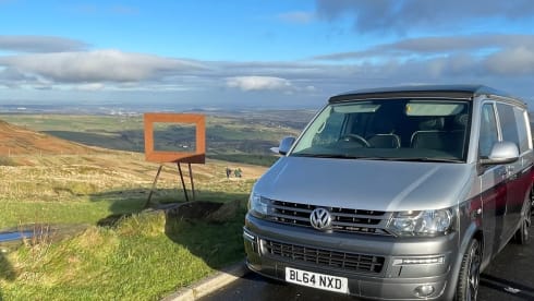 Jeff – Jeff- 4 Berth Volkswagen Campervan - New Professional Conversion