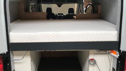 Obbekoe – 2p Ford campervan uit 2025