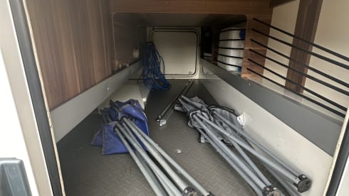 Merther – Roller Team 746 6 Berth