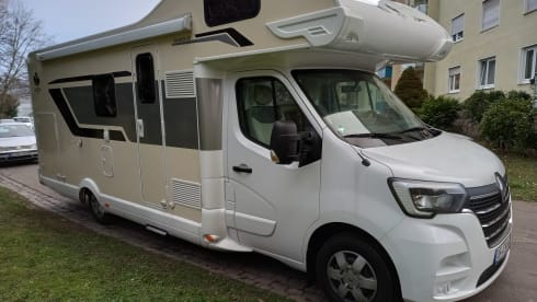 Raumwunder  – Maple Canada AD