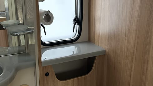 Ford Chausson – 2p Ford semi-integrated uit 2013