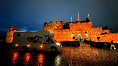 Stella  – 6 berth Fiat Swife Edge Free insurance 