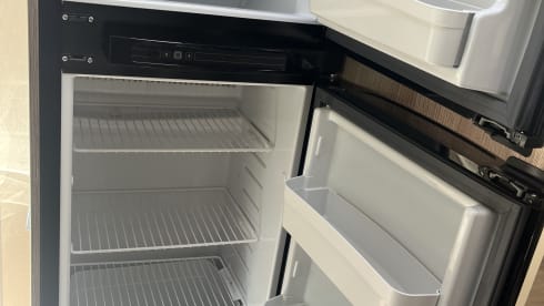 5p Challenger semi-integrated uit 2016