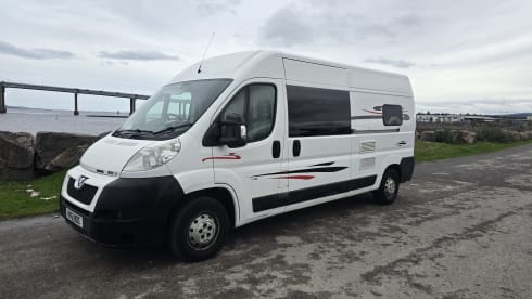 Boxer – 2 berth Peugeot Boxer campervan 