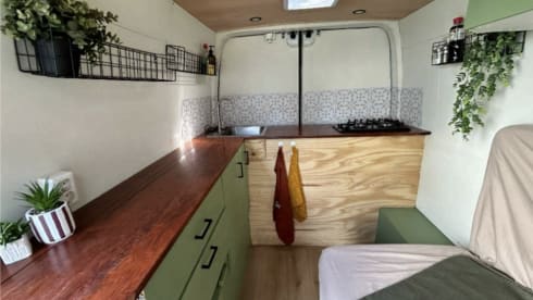Poppi – An adventure van for great adventurers!