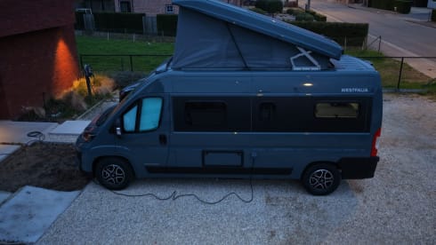 Colombus 600e – Premium Campervan met Vloerverwarming en Hefdak – Westfalia Columbus 600 E
