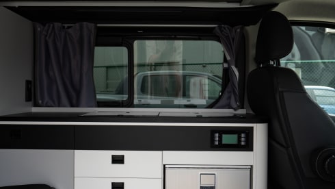RENAULT TRAFIC NOMAD