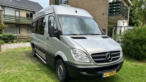 5 to 6 person self-build bus camper Mercedes Sprinter automatic.