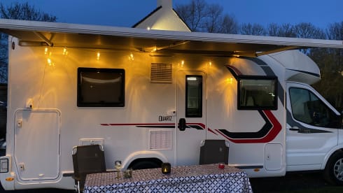 Droom op wielen! – Luxury family camper with very large living space