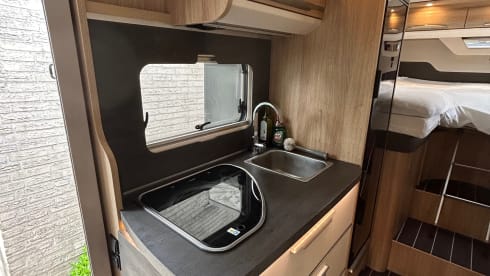 60 years – 5p Knaus semi-integrated from 2021