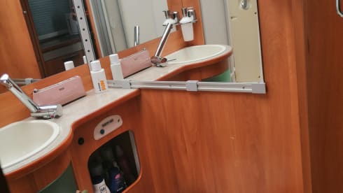 Ons gezellige huisje op wielen  – 3p Hymer semi-integrated from 2008