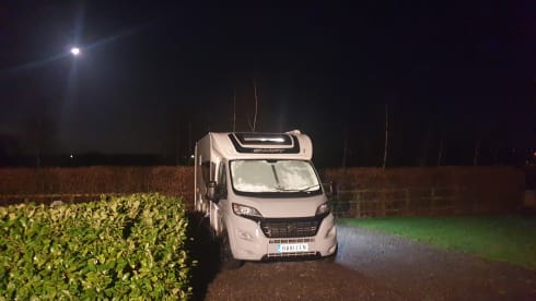 Wanderlust – Modern 6-Berth Motorhome with 5 Seatbelts - Your Adventure Awaits!