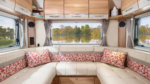 Mitzy  – 6 berth Bailey Autograph Motorhome 