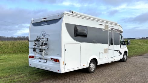Beautiful Hobby camper 2p