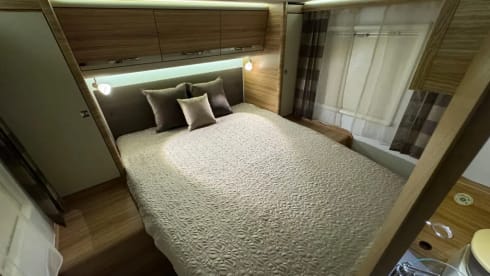 Adria – Luxury Adria Matrix 670 SBC Platinum Camper 