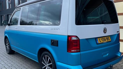 4p Volkswagen bus uit 2019