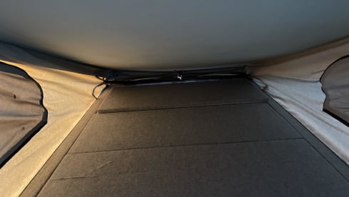 Carousel – 4 berth Volkswagen bus from 2006